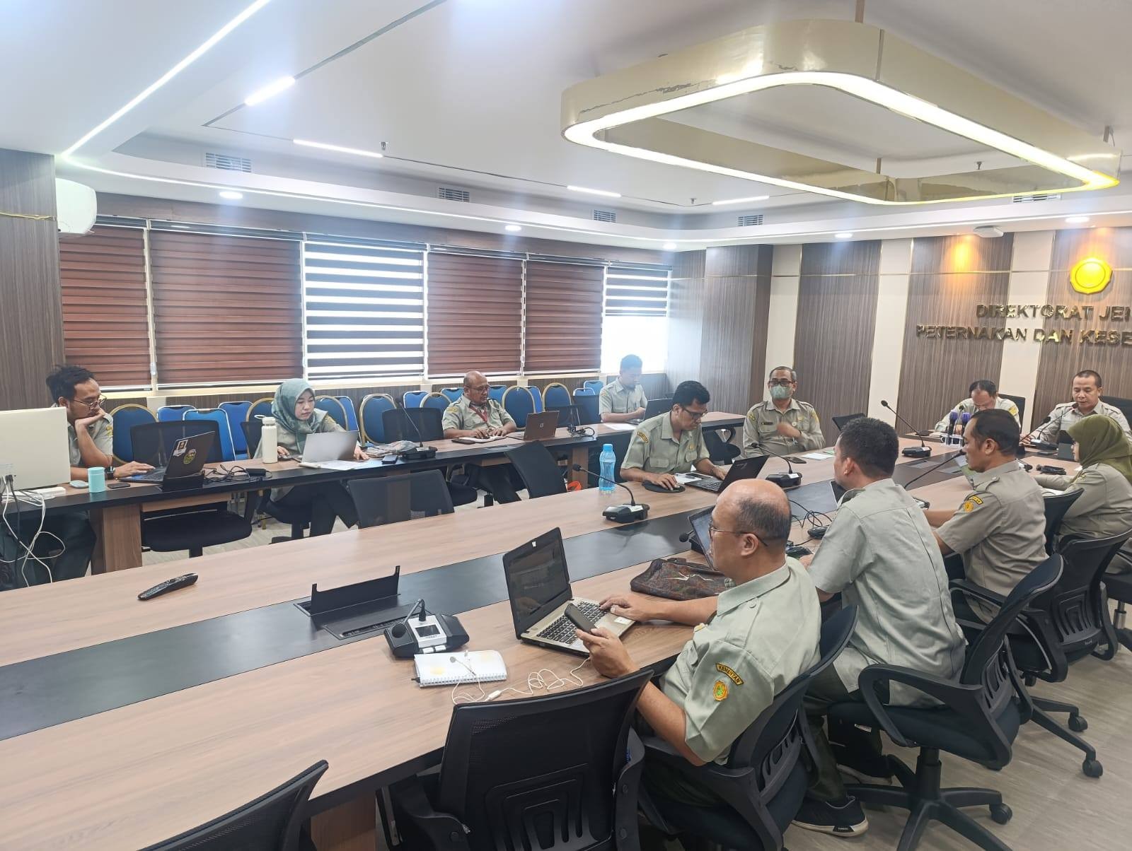 Kementan Perkuat Sinergi dan Mitigasi Risiko dalam Pengembangan Ayam Petelur TA 2026