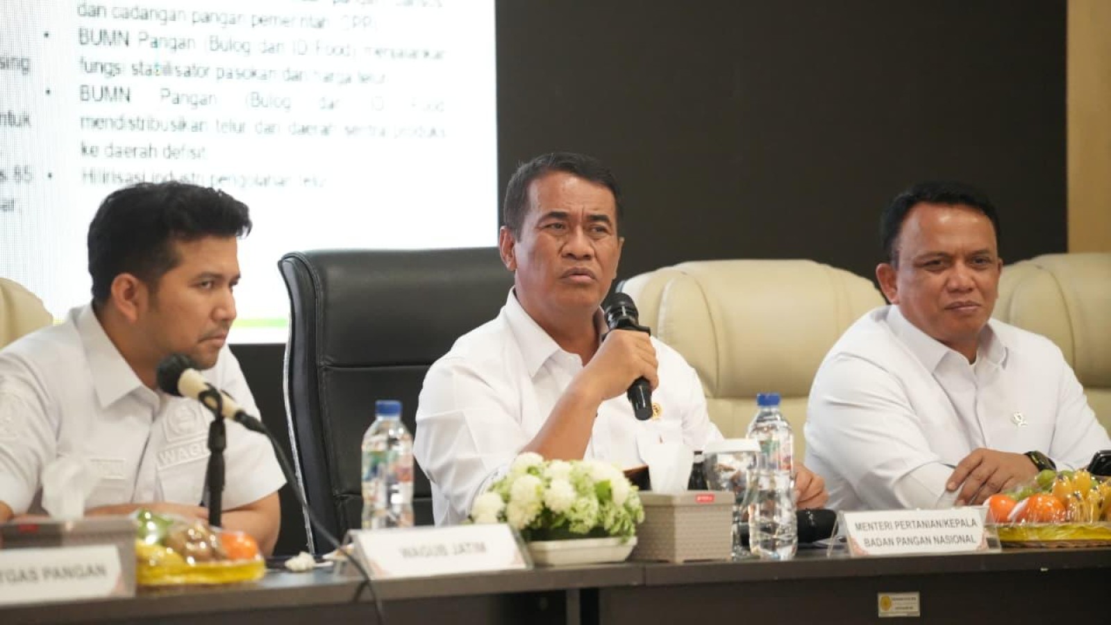 Mentan Amran Ultimatum Importir Pakan: Mainkan Harga, Izin Dicabut