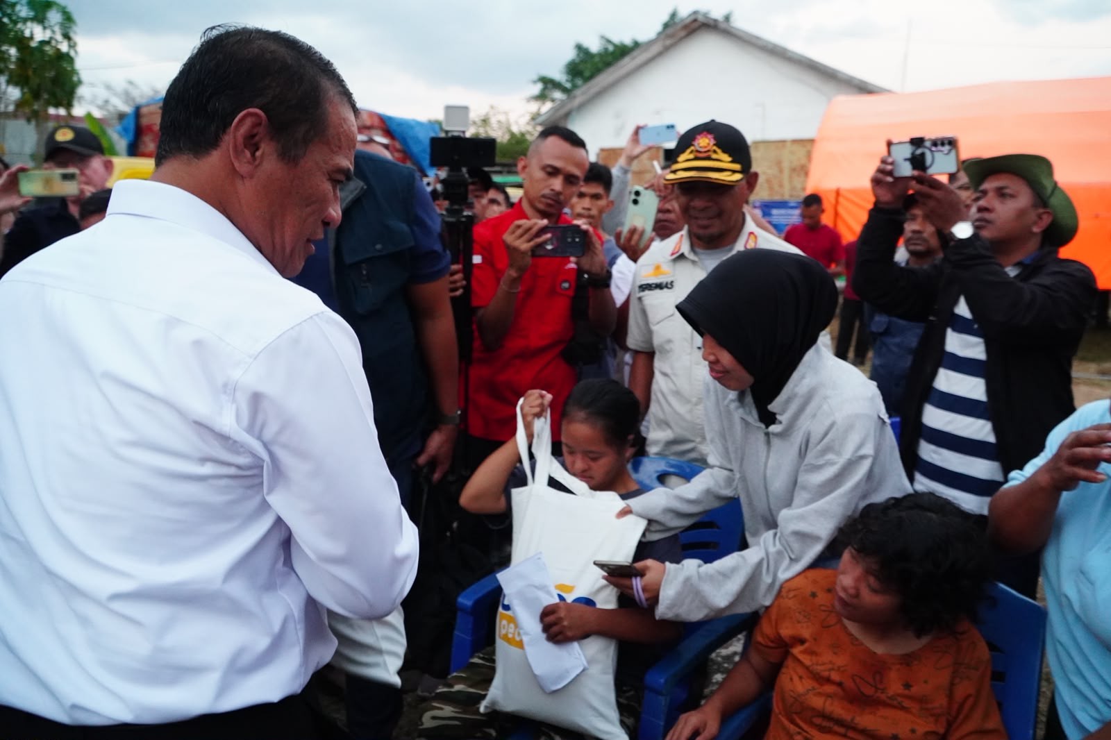 Mentan Amran: Kebutuhan Pangan Korban Gempa Sangat Cukup, Bahkan hingga 6 Bulan ke Depan