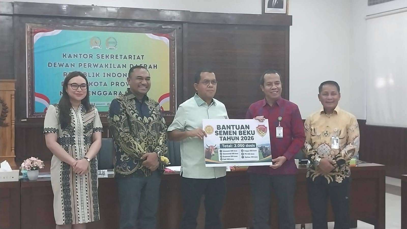 Kementan Perkuat NTT sebagai Sentra Sapi Nasional, Salurkan 3.000 Dosis Semen Beku