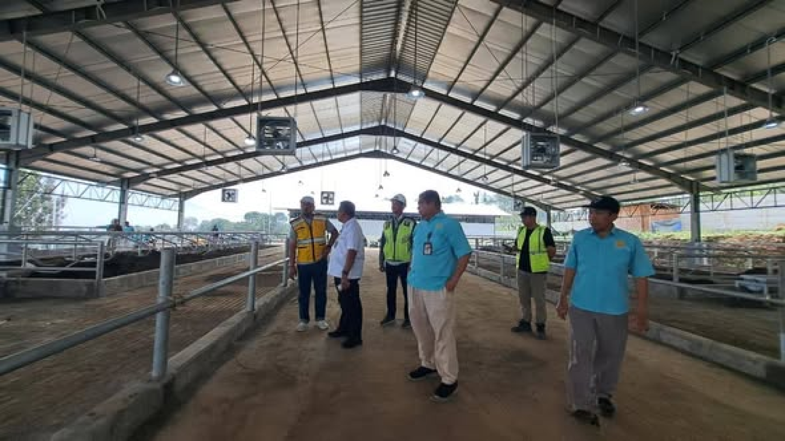 Kejagung Kawal Proyek SBSN Kementan, Peternak Sapi Perah Dapat Kepastian Bibit Unggul