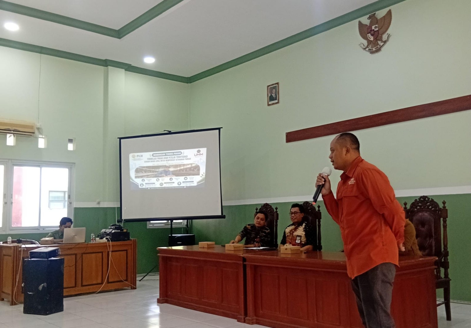 Kementan Bekali Peternak Probolinggo Formulasi Pakan Sendiri, Biaya Produksi Turun, Untung Naik