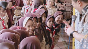 Kementan Tinjau Sekolah di Banyumas, Saksikan Antusiasme Siswa dalam Gerakan Minum Susu